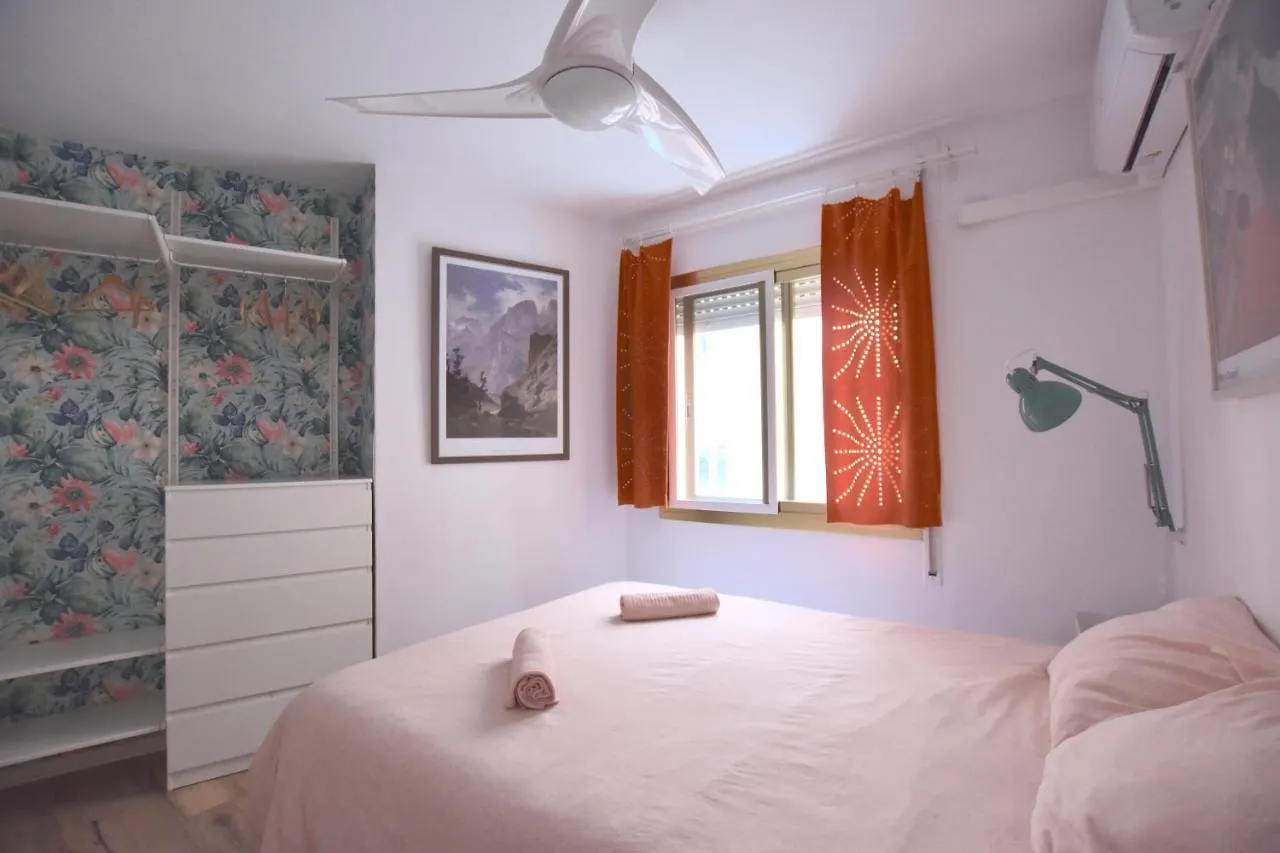 Habitacion En Apartamento De Diseno Малага