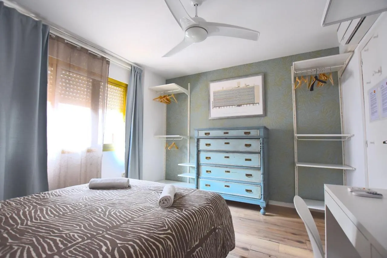 Проживание в семье Habitacion En Apartamento De Diseno Малага Испания